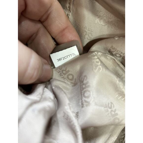 Michael Kors Authenticated 38F2CTTT/L Jet Set Bright Red Pebbled Leather Lg Tote - Picture 13 of 16